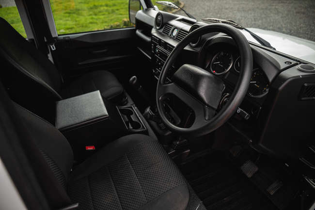 2014 Land Rover Defender 110 2.2-Litre Station Wagon (7-seat-For Sale