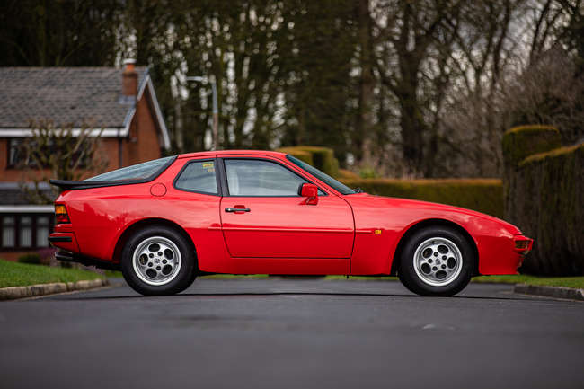 【中古】 CHASSE　CROISE　2 1989 Porsche 944 S2 for sale on BaT Auctions - sold for