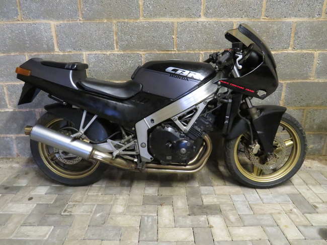 CBR 250Ｒ Iconic Auctioneers | c.1987 Honda CBR250R Hurricane 249cc-Sold
