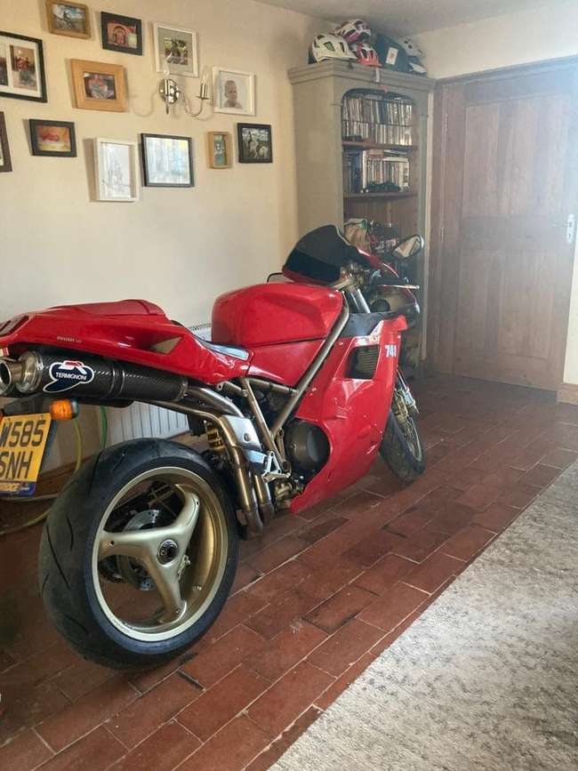 2000 Ducati 748 Biposto 748cc-Sold
