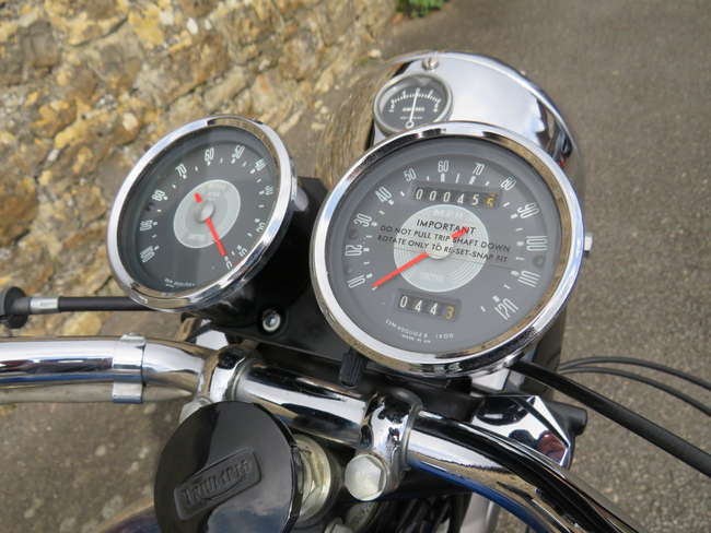 1965 Triumph T120 Bonneville 650cc-For Sale