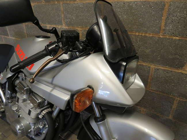 1982 Suzuki GSX1000 SZ Katana 997cc-Sold