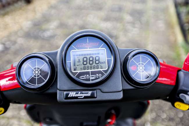 2000 Malaguti Phantom F-12 LC Signed Carl Fogarty Replica 49-Sold