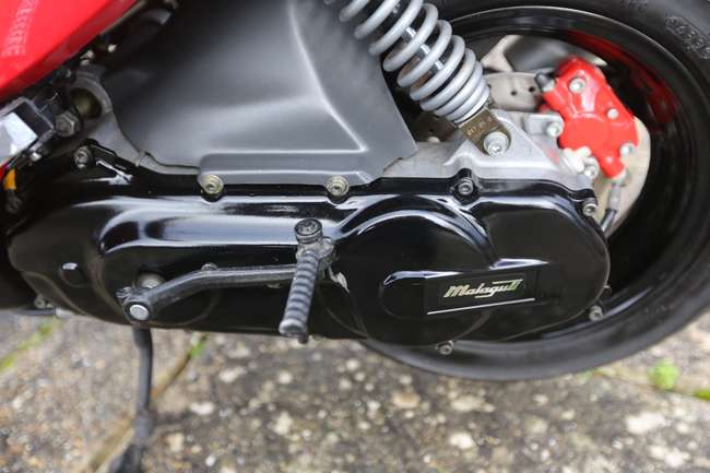 2000 Malaguti Phantom F-12 LC Signed Carl Fogarty Replica 49-Sold
