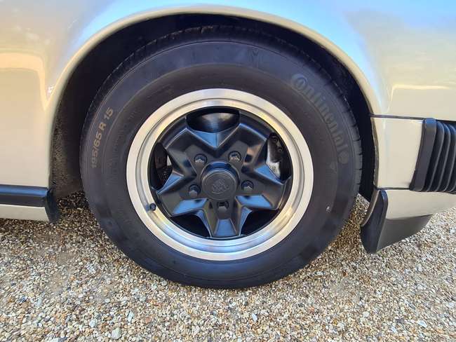 1982 Porsche 911 SC Coupé-For Sale