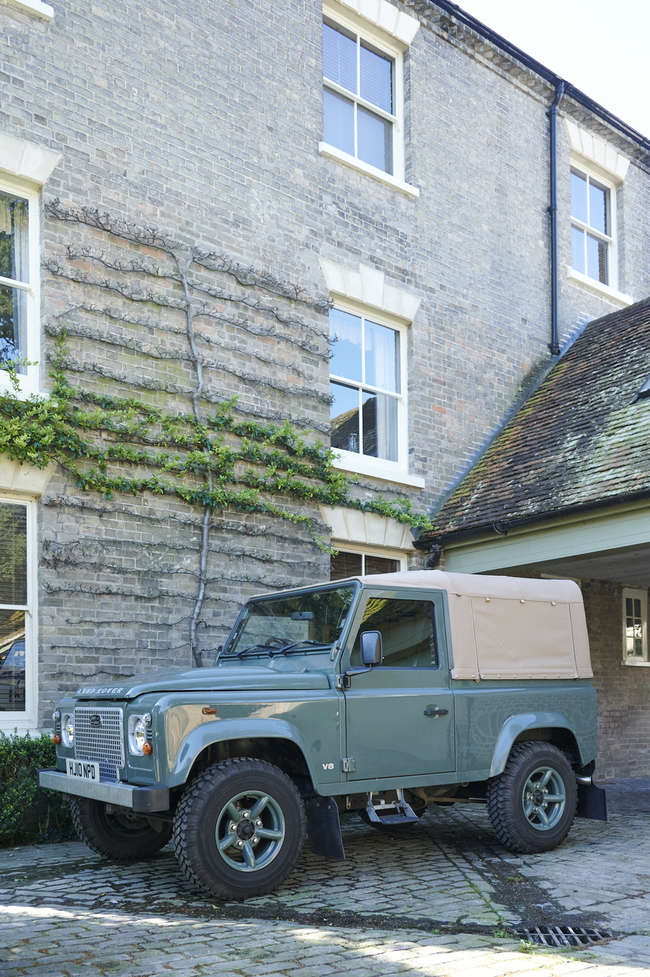 2010 Land Rover Defender 90 - 4.8-Litre V8 by JE Motorworks-Sold