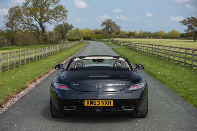 2014 Mercedes-Benz SLS AMG GT Roadster - one of two UK cars-For Sale