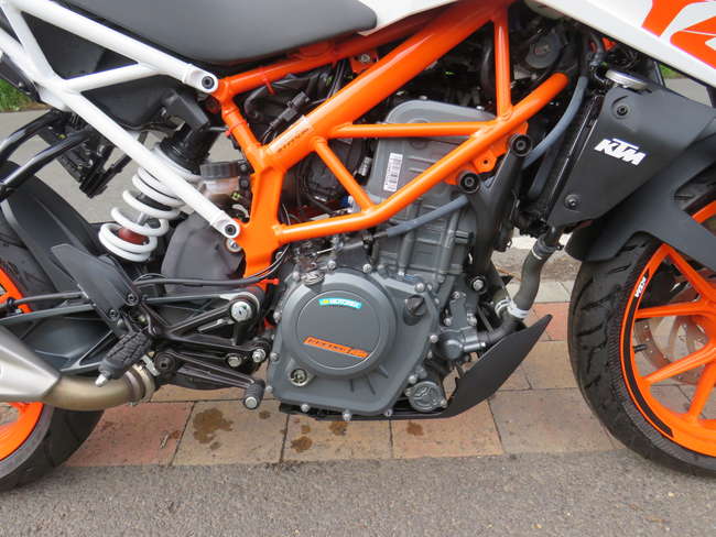 2017 KTM 390 Duke 373cc-Sold