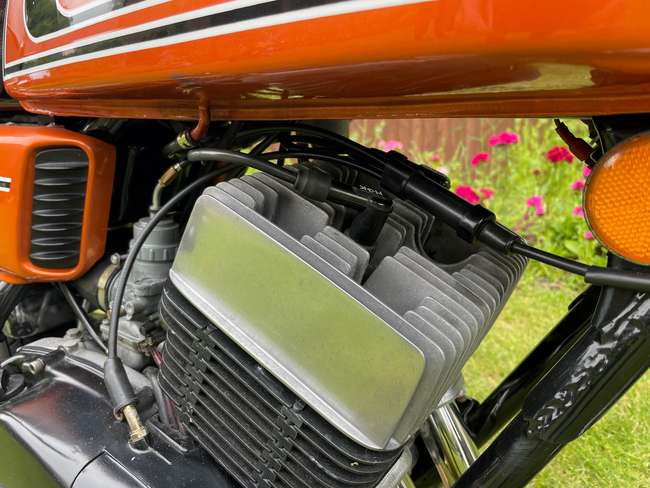 1976 Yamaha RD250B 247cc-Sold