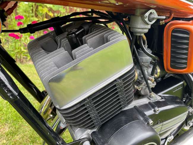 1976 Yamaha RD250B 247cc-Sold