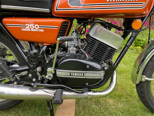 1976 Yamaha RD250B 247cc-Sold