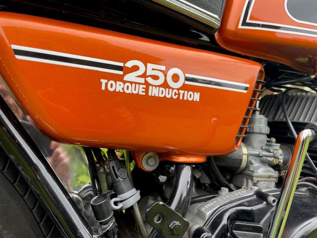 1976 Yamaha RD250B 247cc-Sold