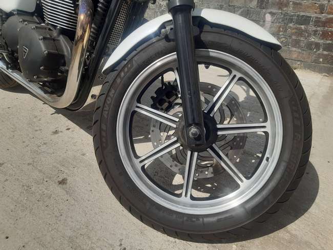2014 Triumph Bonneville SE 865cc-Sold