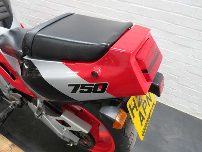 Iconic Auctioneers | 1991 Kawasaki ZXR750 H2 748cc-Sold