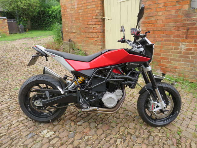 2013 Husqvarna Nuda 900R 897cc-Sold