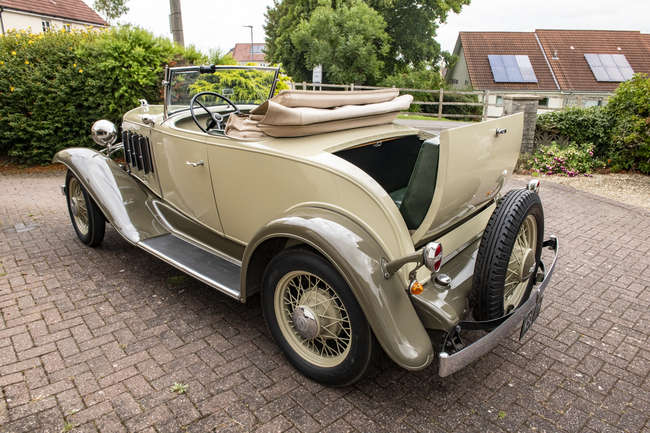 1932年型シボレー コンフェデレート デラックス スポーツ ロードスター Iconic Auctioneers | 1932 Chevrolet BA Confederate DeLuxe