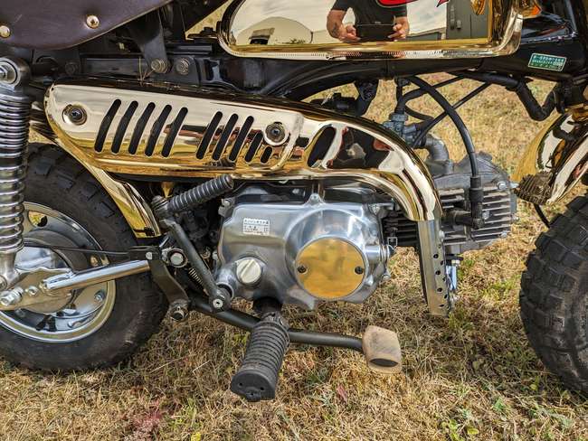 ホンダモンキー49CCエンジン Iconic Auctioneers | 1984 Honda Z50J Gold Limited Edition Monkey