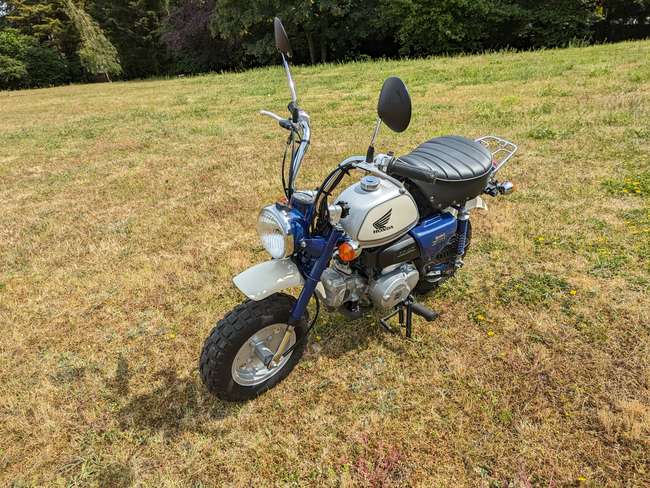 ホンダ Honda monkey z50 2012 Iconic Auctioneers | 2012 Honda Z50JC Fuel-Injected Monkey 49cc