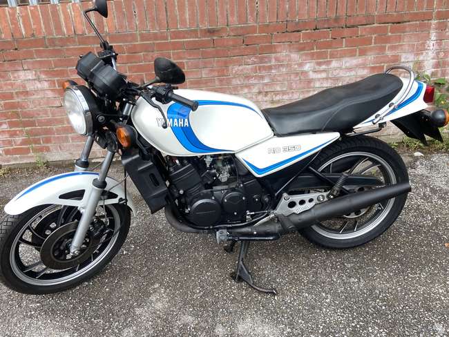 1982 Yamaha RD350LC 348cc-Sold