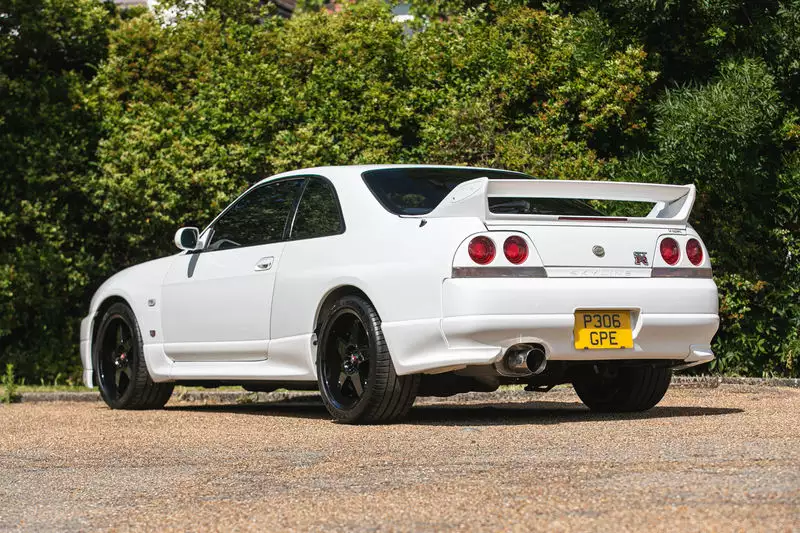 Iconic Auctioneers | 1997 Nissan Skyline GT-R R33 V-Spec-For Sale