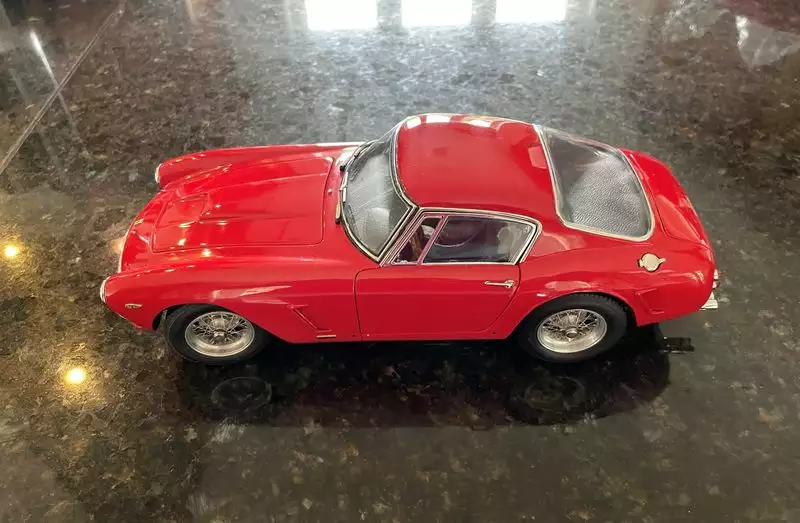 Iconic Auctioneers | CMC 1:18th Scale Ferrari 250 GT Berlinetta