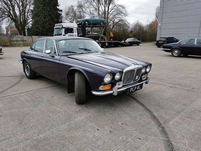 1973 Daimler Double-Six Vanden Plas-Sold