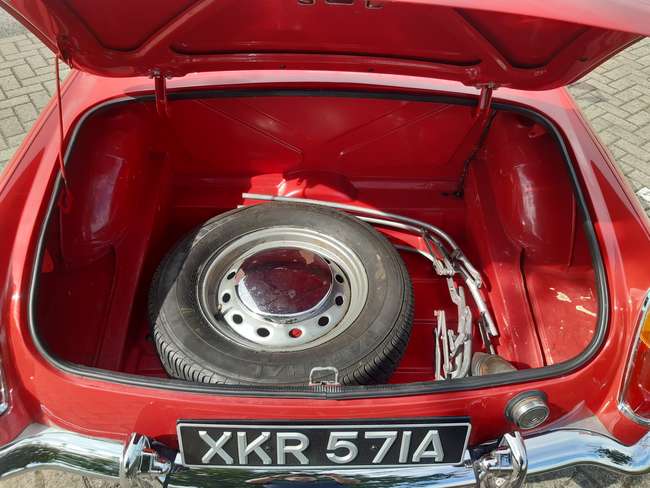 1963 MG B Pull Handle Roadster