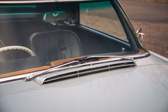 1963 Mercedes-Benz 230SL (W113)-Sold