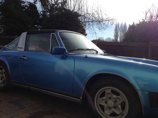 1976 Porsche 911 2.7 Carrera Targa-Sold