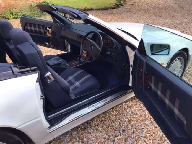1990 Mercedes-Benz SL300 24-Valve (R129)-Sold