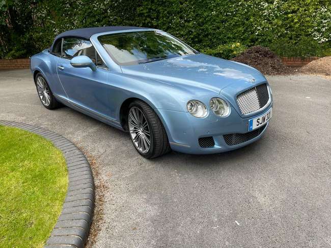 Iconic Auctioneers | 2009 Bentley Continental GTC Speed-Sold