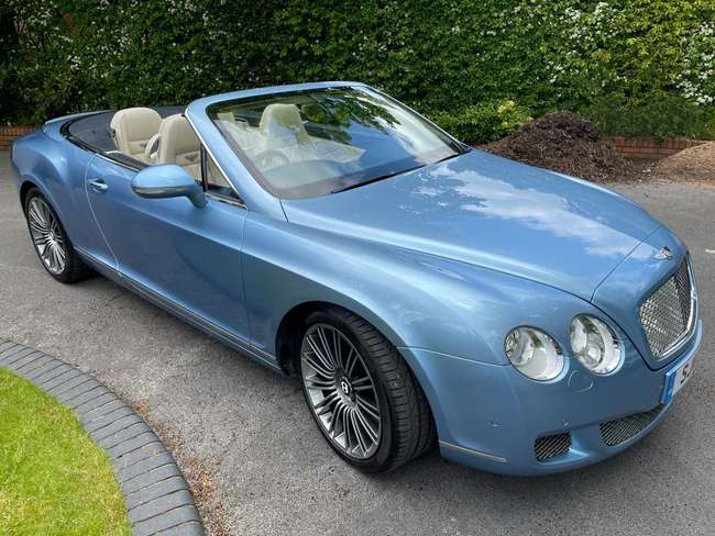 ミニカー Bentley Continental GTC Speed 2009 File:Bentley Continental GTC Speed 20090720 front-1.JPG