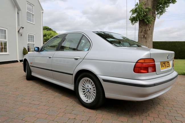 1999 BMW 523i SE (E39)-Sold