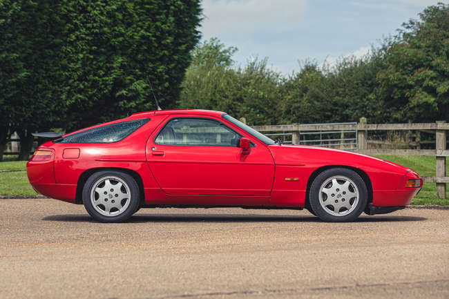 1991 Porsche 928 GT-Sold