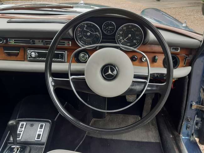 1972 Mercedes-Benz 280SE 3.5 (W108) Saloon-Sold