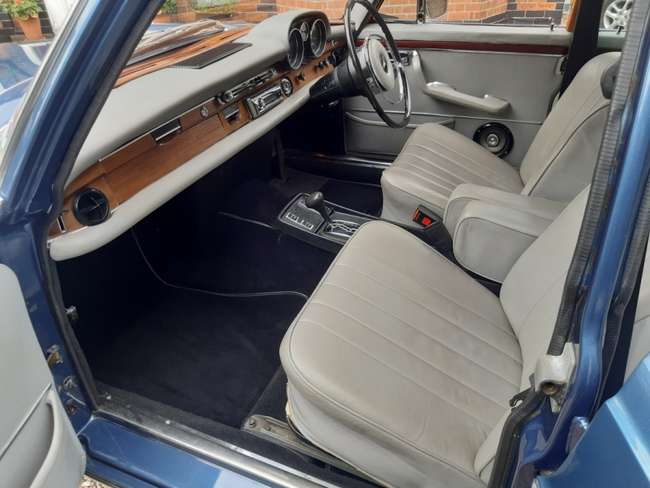 1972 Mercedes-Benz 280SE 3.5 (W108) Saloon-Sold