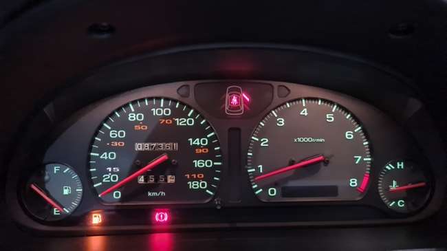 Subaru Legacy RS Turbo (BC5) — photo 14 of 14