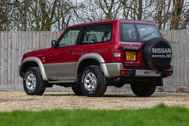 1998 Nissan Patrol GR TD6 SE 3-door (Y61)-Auction Lot