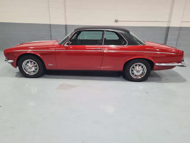 1977 Daimler Sovereign Series 2 4.2 Coupe-Auction Lot