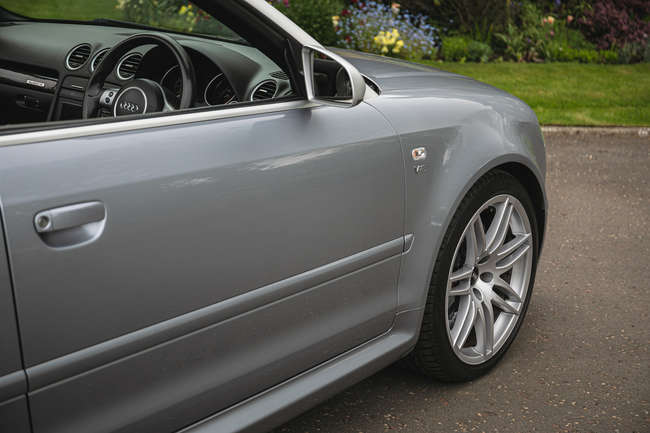 2007 Audi RS4 Quattro Convertible (B7)