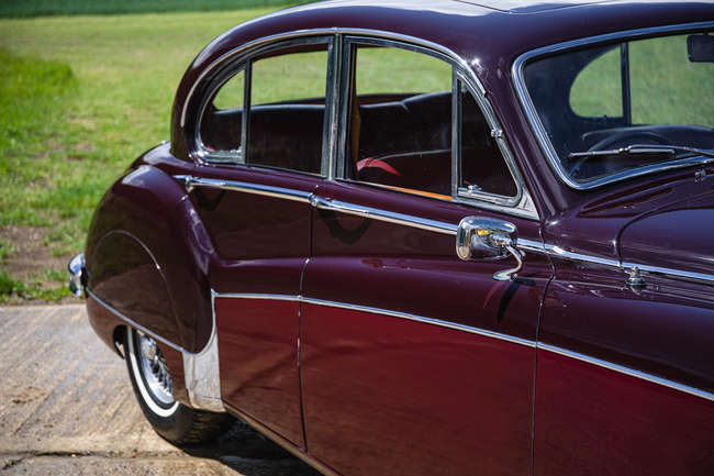 1959 Jaguar Mk IX 3.8