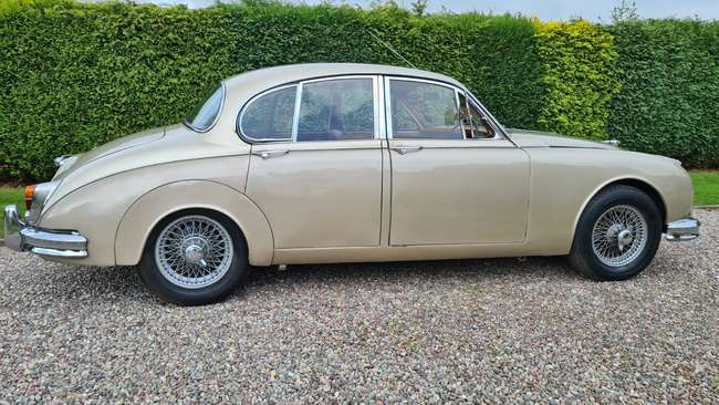 1967 Jaguar Mk.2  2.4 Manual O/D