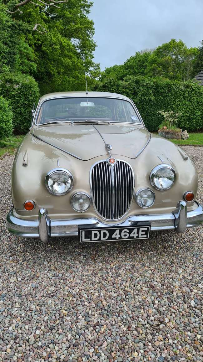 1967 Jaguar Mk.2  2.4 Manual O/D