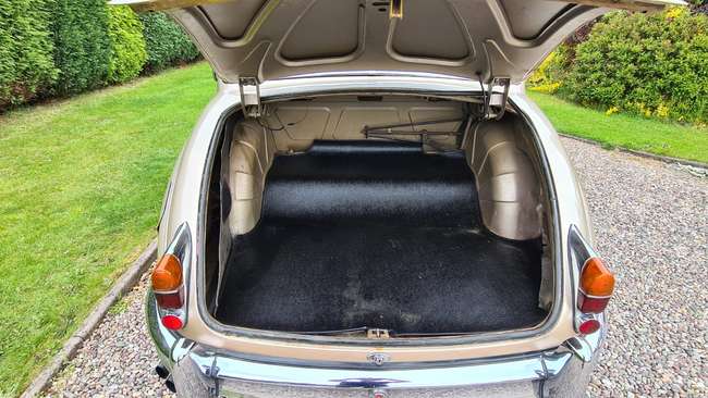 1967 Jaguar Mk.2  2.4 Manual O/D