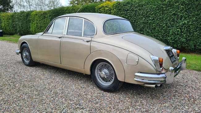 1967 Jaguar Mk.2  2.4 Manual O/D