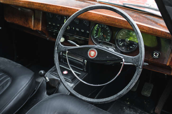 1961 Jaguar MK2 3.8 Saloon