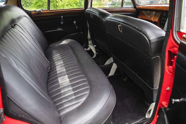 1961 Jaguar MK2 3.8 Saloon