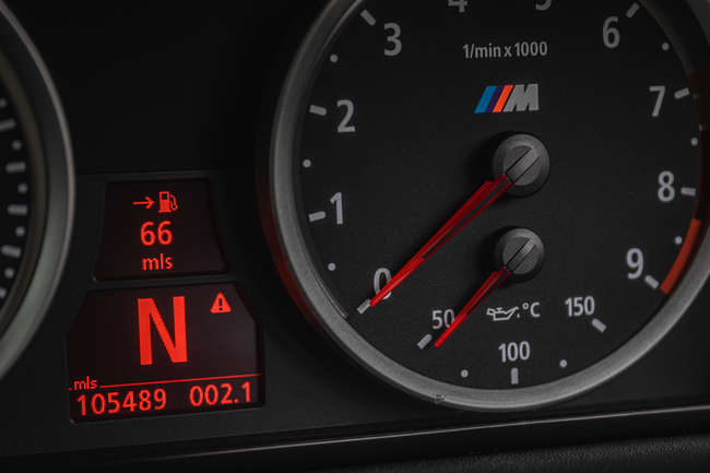 2005 BMW M5 V10 (E60)