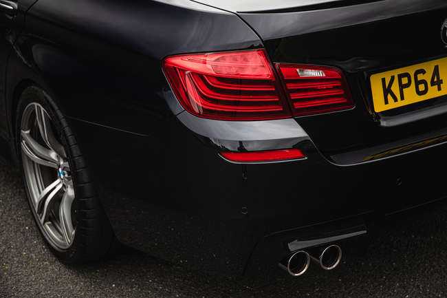 2014 BMW M5 (F10) 4.4-litre V8