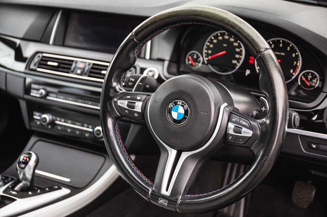 2014 BMW M5 (F10) 4.4-litre V8